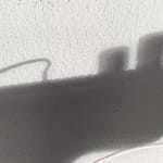 Herz aus Gold Manchmal willst du nicht sehen, was du siehst. Du erträgst die Eindeutigkeit nicht. Manchmal hilft eine dunkle Brille.