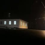 Living on the edge of time An der Gletscherspalte der Zeit herrscht Finsternis. Kinder des Lichts stürzen sich kopfüber in die Tiefe. Sie suchen Gott auf der hellen Seite.