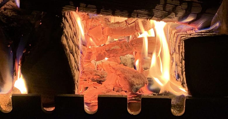 No-Haiku: Ins Glück Gedicht: Ach, das Glück. Wo steckt die Lösung aller Problem, wohin geht es zum Glück. Sie wird ins uns liegen, die Lösung, das ist so einfach wie klar.